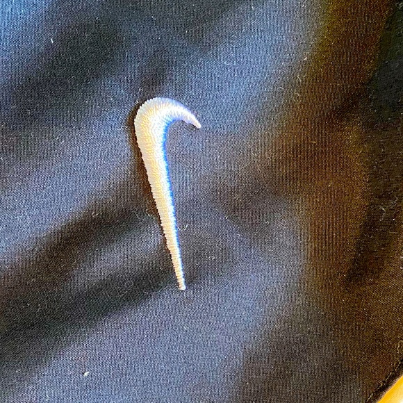 EUC Spring Nike Jacket - Picture 2 of 3